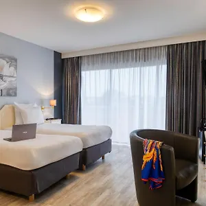 4* Szálloda First Euroflat